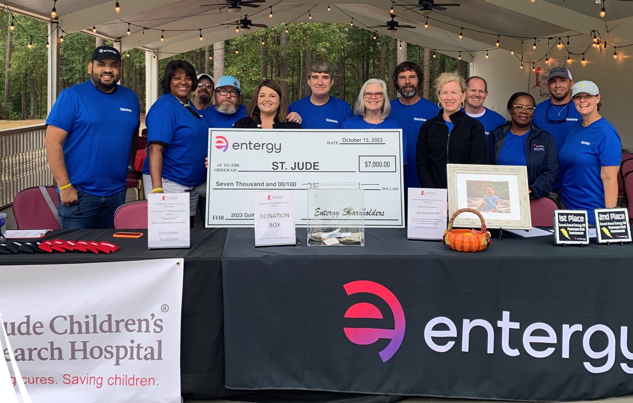 Entergy Mississippi volunteers ensured the tournament ran smoothly.